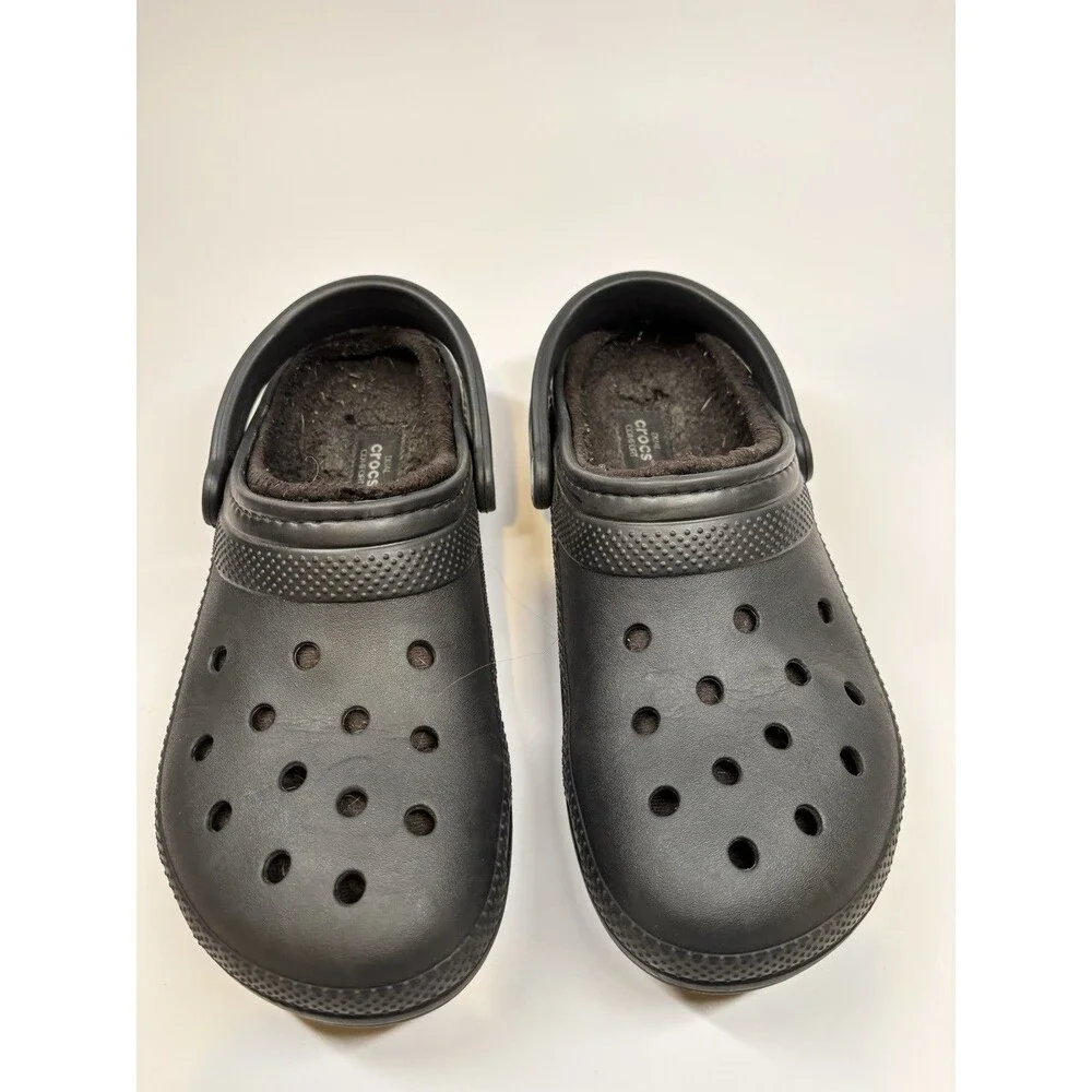 Crocs Dual Comfort Men’s 8/Women’s 10 Black Fur Lined Slip On Clog Shoes Sandals
